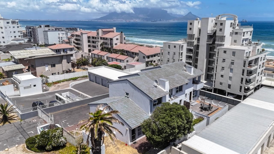 2 Bedroom Property for Sale in Table View Western Cape